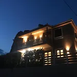Under Meteora Kalambaka