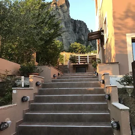 Under Meteora