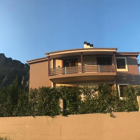 Βίλα Under Meteora Καλαμπάκα