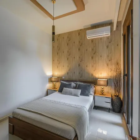 Under Meteora Kalampaka