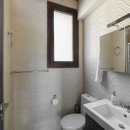 Under Meteora Villa Kalampaka