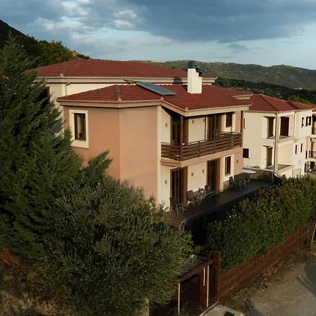 Under Meteora Kalambaka