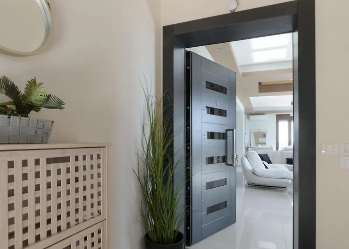 Under Meteora Villa Kalambaka