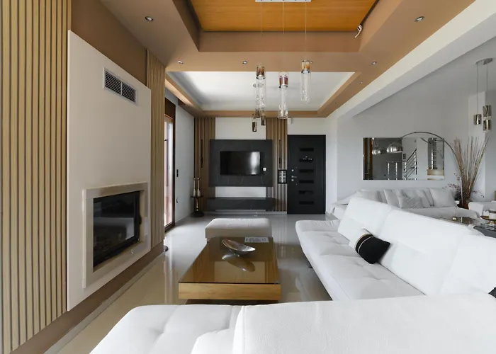 Under Meteora Villa *