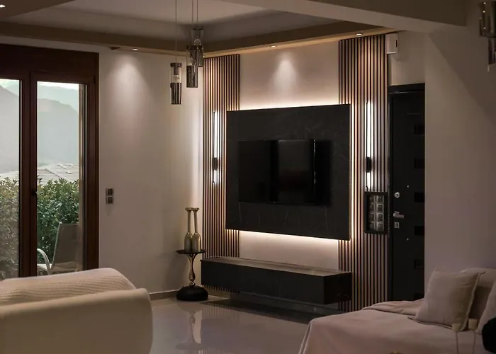 Under Meteora Villa *